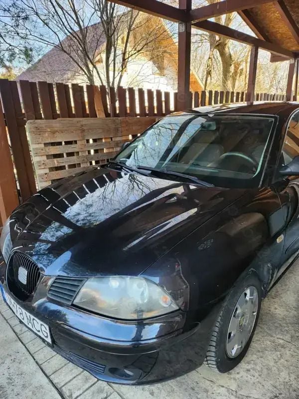 Utilizat 2007 Seat Cordoba Berlinǎ | 2.200 EUR - Imagine 1/4