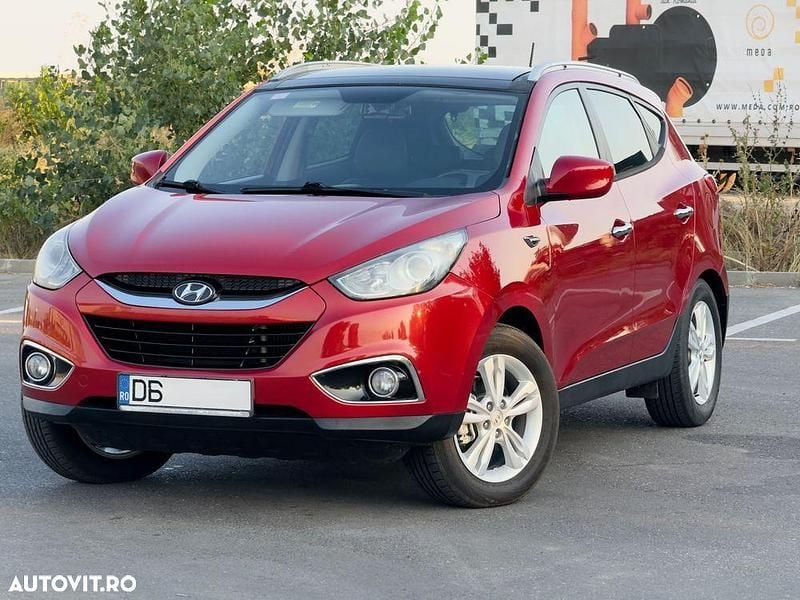 Culoarerosu Utilizat 2011 Hyundai ix35 Classic SUV | 5.700 EUR (Preț OK) - Imagine 1/4