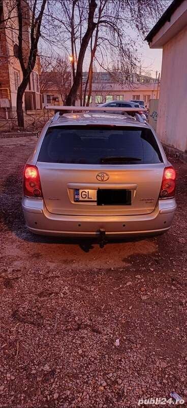 Utilizat 2007 Toyota Avensis | 2.500 EUR - Imagine 1/4