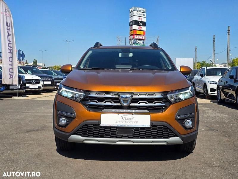 Second-hand Dacia Sandero Expression 90 CP (66 kW) 2023 Culoareportocaliu Hatchback