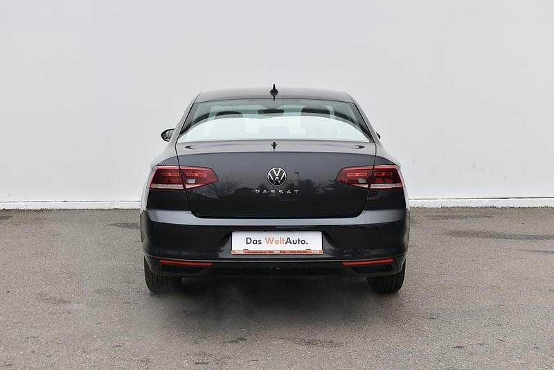 Second-hand VW Passat Comfortline 150 CP (110 kW) 2021 Gri Berlinǎ