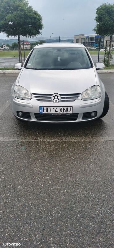 Gri Utilizat 2004 VW Golf IV Comfortline Hatchback | 3.500 EUR (Preț OK) - Imagine 1/4