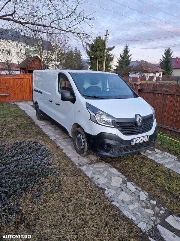 Second-hand Renault Trafic 115 CP (84 kW) 2015 Culoarealb Monovolum