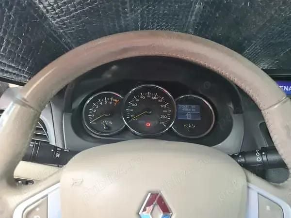 Second-hand Renault Fluence Privilege 110 CP (80 kW) 2011 Rosu Berlinǎ