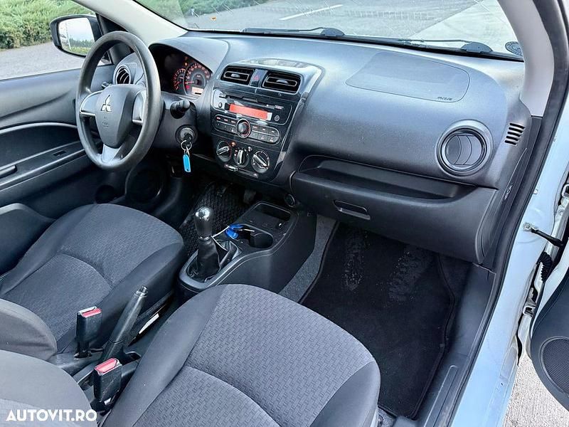 Second-hand Mitsubishi Space Star Plus 71 CP (52 kW) 2020 Culoarealb Hatchback