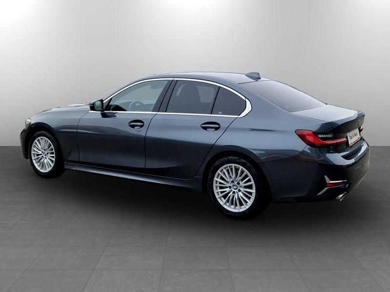 Second-hand BMW 318 156 CP (114 kW) 2022 Gri inchisnormal Berlinǎ