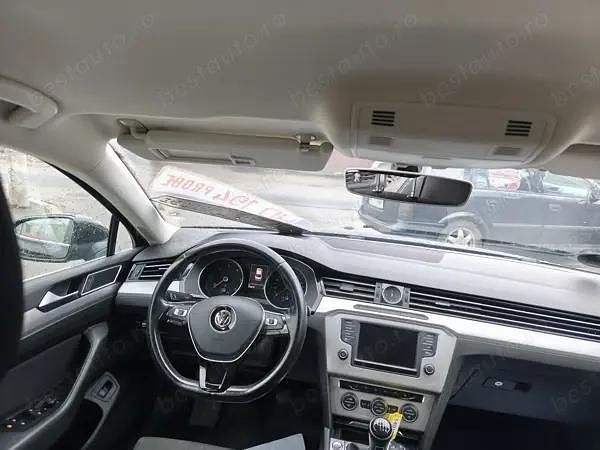 Second-hand VW Passat Highline 150 CP (110 kW) 2016 Negru Berlinǎ