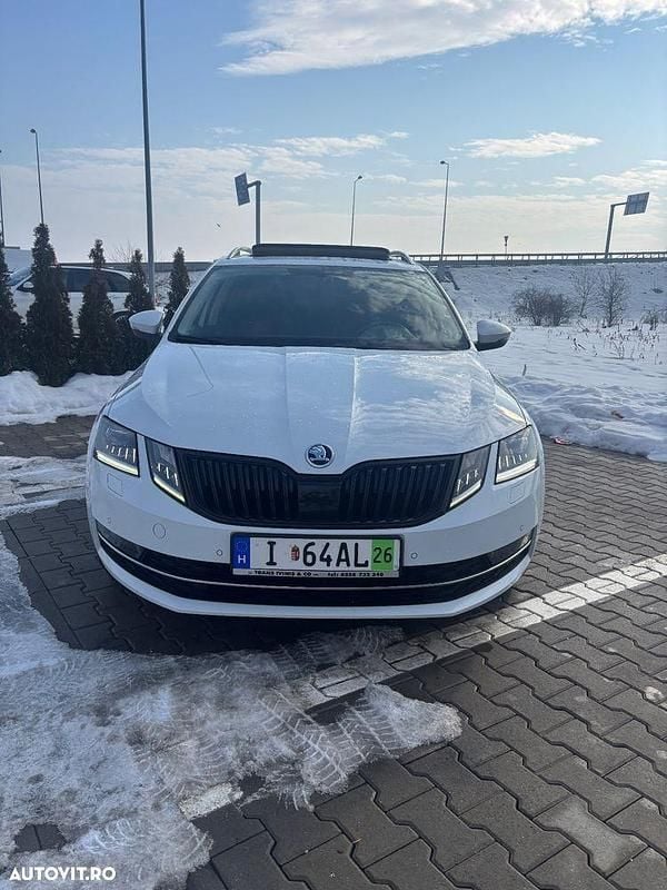 Second-hand Skoda Octavia Sport 150 CP (110 kW) 2017 Culoarealb Break