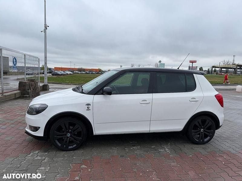 Culoarealb Utilizat 2012 Skoda Fabia Special Hatchback | 3.900 EUR (Preț OK) - Imagine 1/4