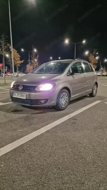 Utilizat 2012 VW Golf VII Hatchback | 4.900 EUR (Preț bun) - Imagine 1/4