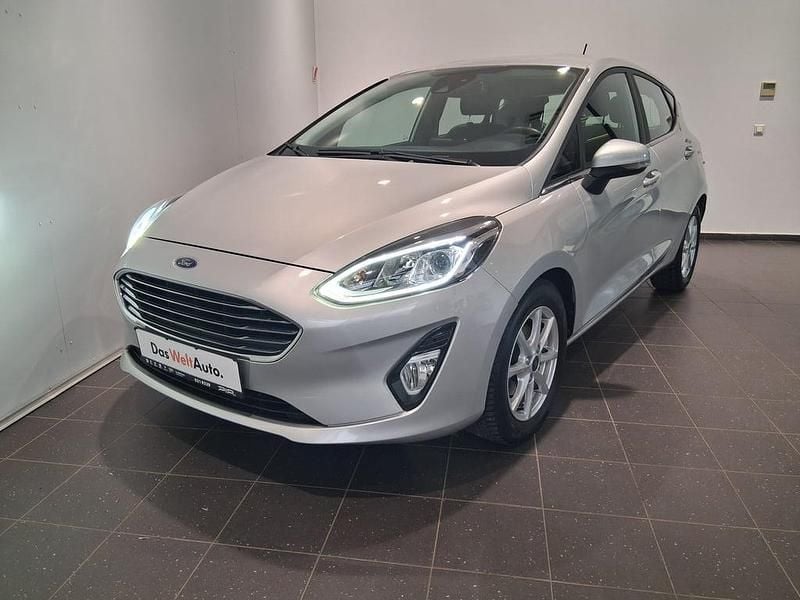 Argintiu normal Utilizat 2020 Ford Fiesta Titanium Hatchback | 12.900 EUR - Imagine 1/4