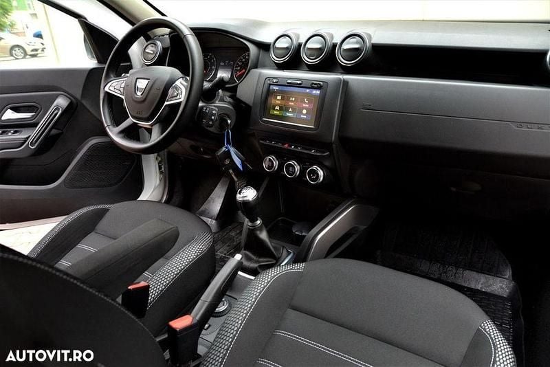 Alb Utilizat 2021 Dacia Duster Essentiel SUV | 15.549 EUR (Preț OK) - Imagine 1/4