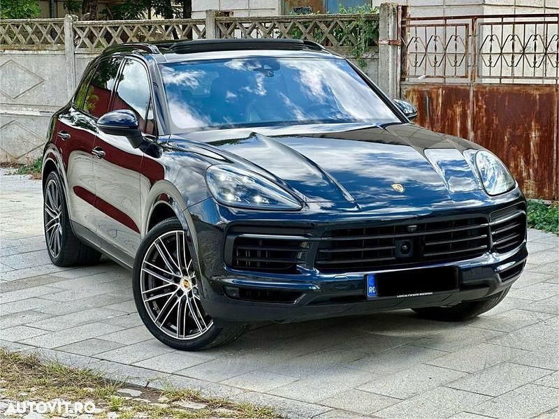 Culoarealbastru Utilizat 2020 Porsche Cayenne SUV | 75.400 EUR (Puțin scump) - Imagine 1/4