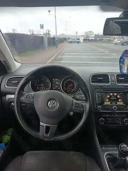 Second-hand VW Golf VII 140 CP (102 kW) 2013 Negru Break