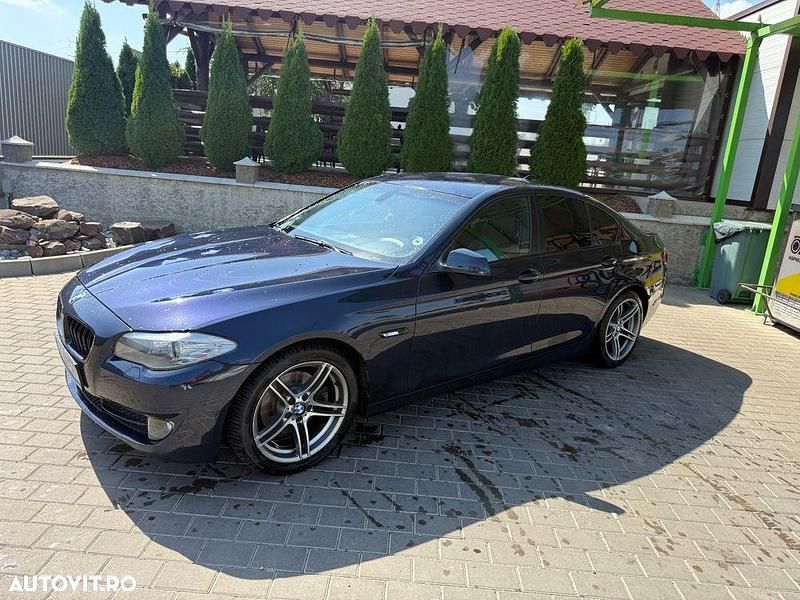 Culoarealbastru Utilizat 2011 BMW 520 Berlinǎ | 7.000 EUR (Preț bun) - Imagine 1/4