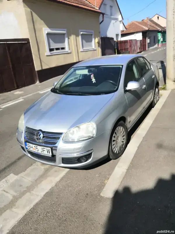Utilizat 2008 VW Jetta Berlinǎ | 2.800 EUR (Preț bun) - Imagine 1/4