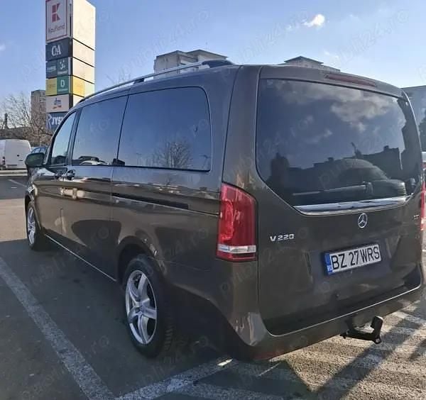 Second-hand Mercedes V220 163 CP (119 kW) 2015 Monovolum