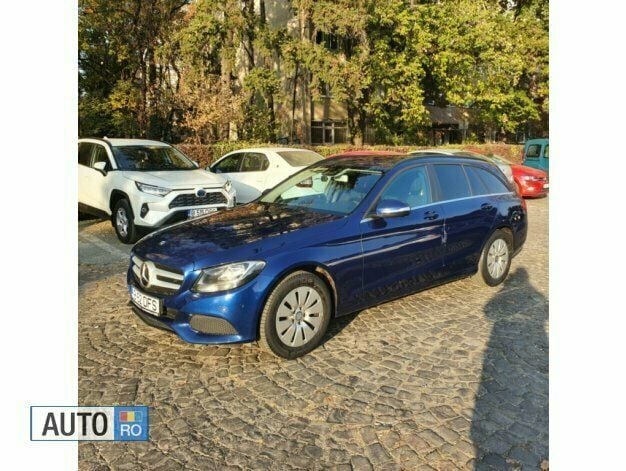 Second-hand Mercedes C200 136 CP (100 kW) 2015 Albastru marin Break
