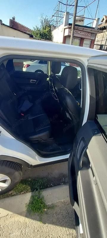 Second-hand Land Rover Discovery Sport 150 CP (110 kW) 2019 Alb SUV