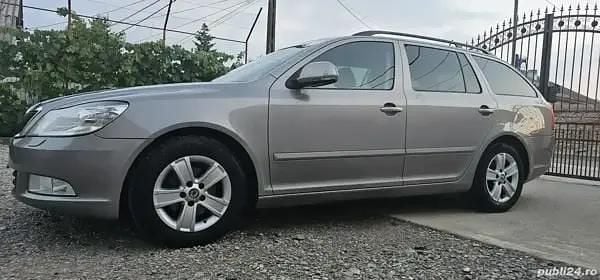 Utilizat 2010 Skoda Octavia Break | 3.890 EUR (Preț OK) - Imagine 1/4