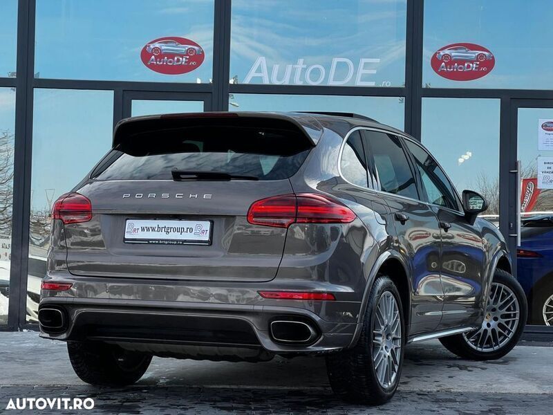 Second-hand Porsche Cayenne 262 CP (192 kW) 2015 Maro SUV