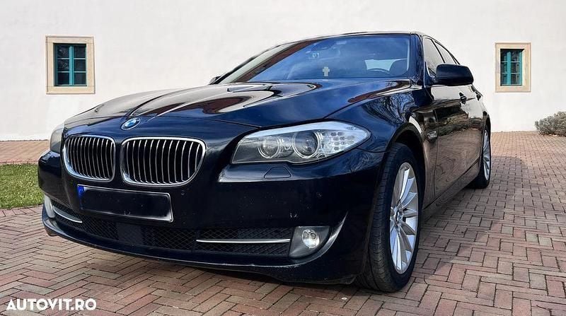 Culoarenegru Utilizat 2012 BMW 535 Comfort Edition Berlinǎ | 13.500 EUR (Scump) - Imagine 1/4