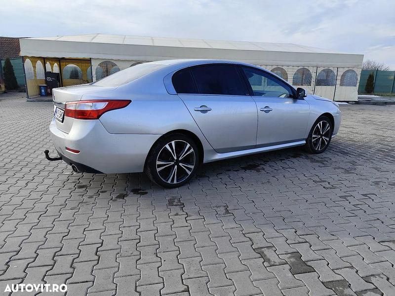 Second-hand Renault Latitude Initiale 175 CP (128 kW) 2011 Culoaregri Berlinǎ