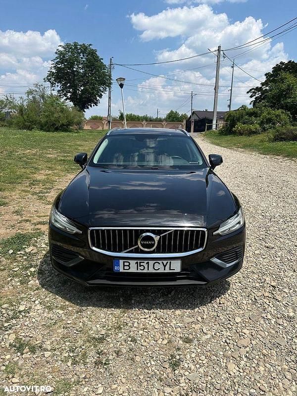 Negru Utilizat 2019 Volvo V60 Break | 21.500 EUR - Imagine 1/4