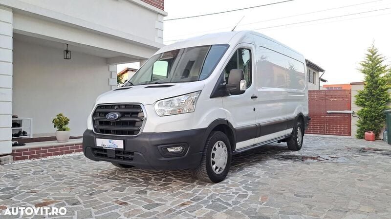 Alb Utilizat 2022 Ford Transit Monovolum | 19.034 EUR (Preț bun) - Imagine 1/4