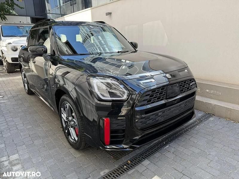 Culoarenegru Utilizat 2024 Mini John Cooper Works Countryman SUV | 45.000 EUR - Imagine 1/4