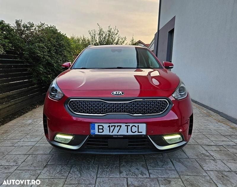 Culoarerosu Second-hand 2018 Kia Niro Vision SUV | 15.850 EUR (Preț OK) - Imagine 1/4