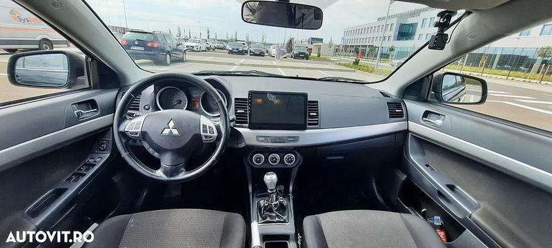 Culoarenegru Utilizat 2009 Mitsubishi Lancer Instyle Monovolum | 4.390 EUR - Imagine 1/4