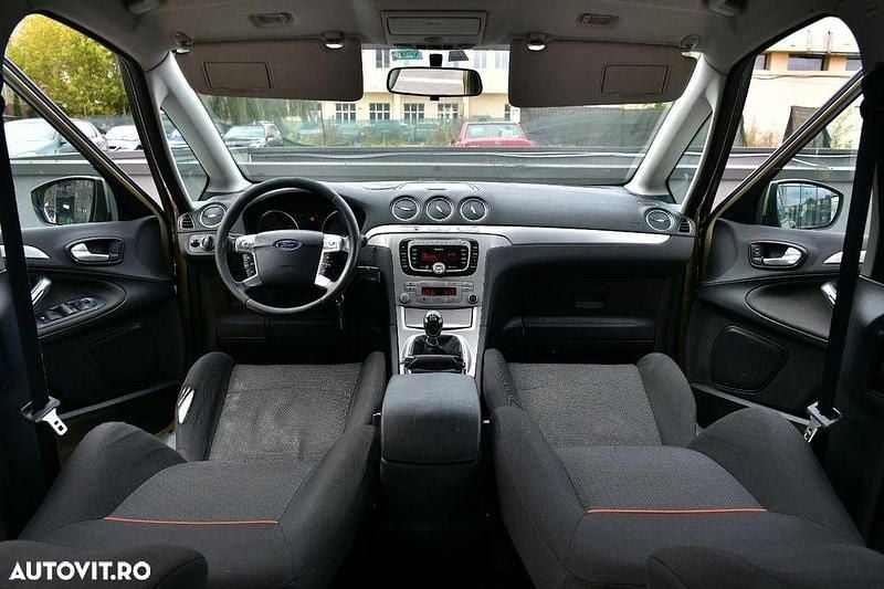 Culoaregalbeuriu Utilizat 2007 Ford S-MAX Ambiente Monovolum | 2.650 EUR - Imagine 1/4