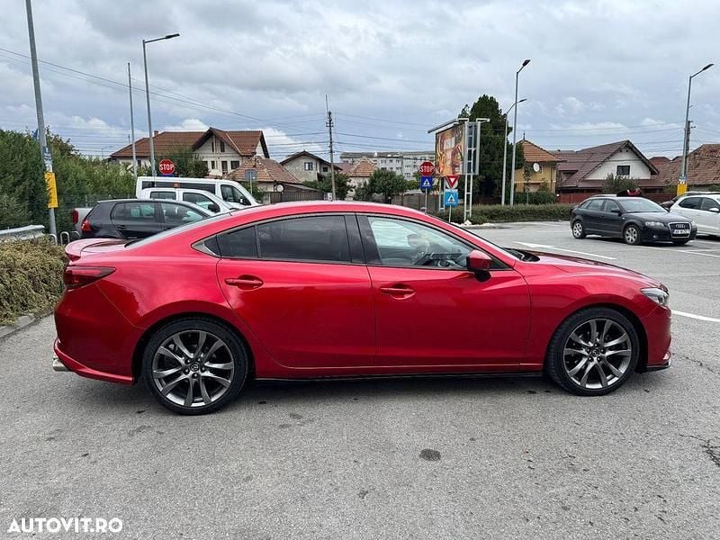 Culoarerosu Utilizat 2017 Mazda 6 SUV | 17.499 EUR (Scump) - Imagine 1/4