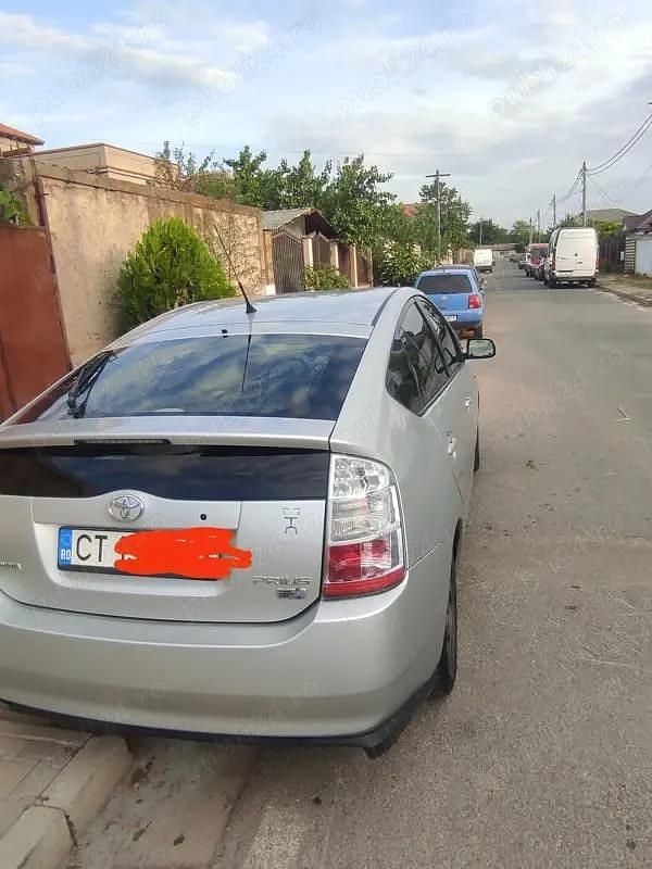 Argintiu Utilizat 2007 Toyota Prius Hatchback | 5.000 EUR - Imagine 1/4