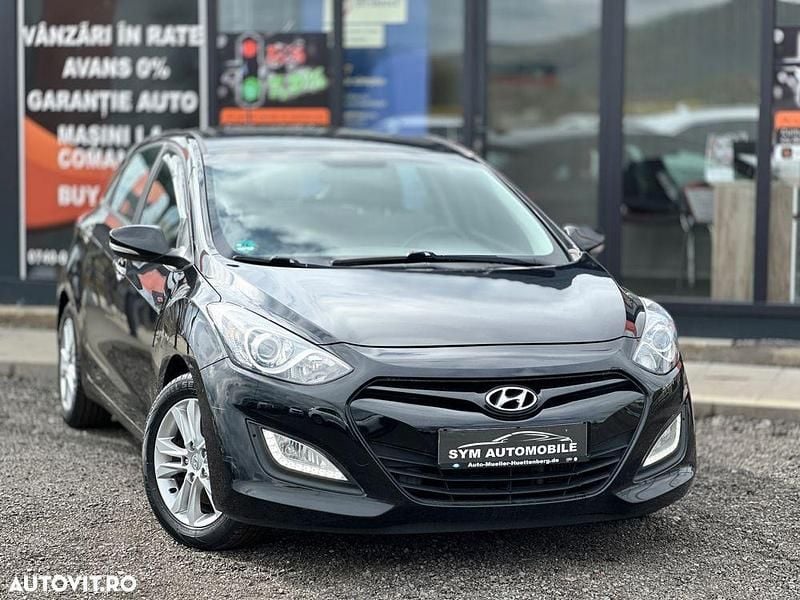 Culoarenegru Utilizat 2014 Hyundai i30 Hatchback | 5.990 EUR (Preț OK) - Imagine 1/4