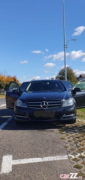 Negru Utilizat 2013 Mercedes C220 Break | 7.800 EUR (Preț OK) - Imagine 1/4