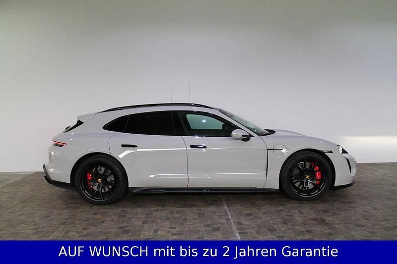Second-hand Porsche Taycan Sport Turismo 439 kW (598 CP) 2022