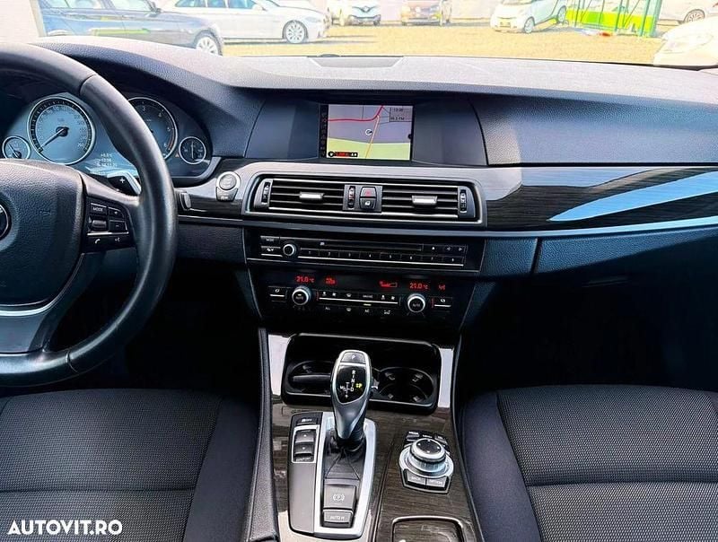 Culoaremaro Utilizat 2012 BMW 520 Break | 8.499 EUR (Preț bun) - Imagine 1/4