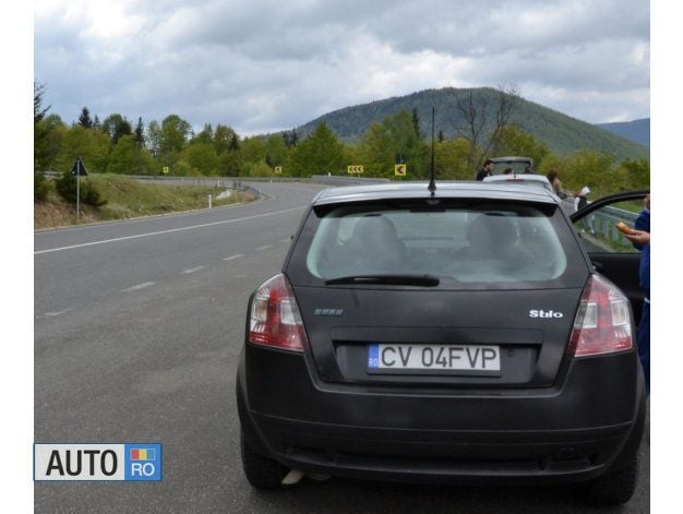 Second-hand Fiat Stilo 75 CP (55 kW) 2002 Negru Hatchback