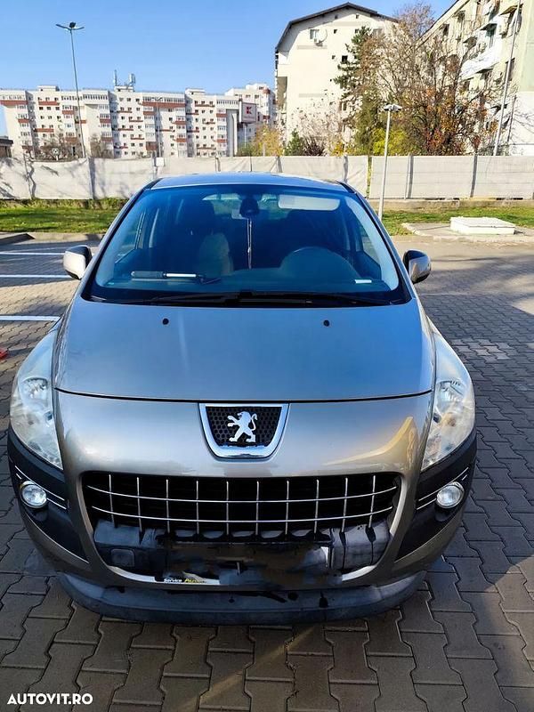 Culoaregri Utilizat 2011 Peugeot 3008 Premium Monovolum | 6.600 EUR (Preț OK) - Imagine 1/4