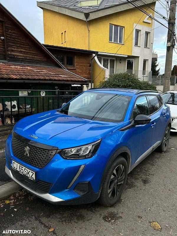 Second-hand Peugeot 2008 Allure 130 CP (95 kW) 2022 Culoarealbastru SUV