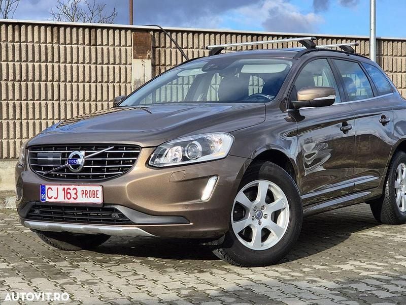 Second-hand Volvo XC60 Summum 181 CP (133 kW) 2015 Culoaremaro SUV