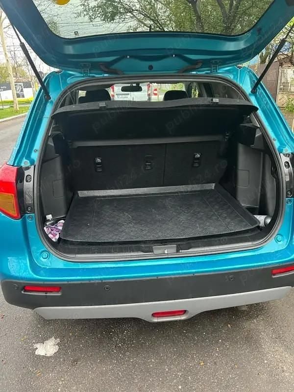 Albastru Utilizat 2016 Suzuki Vitara SUV | 11.500 EUR (Preț bun) - Imagine 1/4