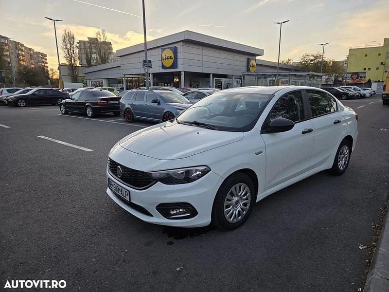 Culoarealb Utilizat 2019 Fiat Tipo Berlinǎ | 6.400 EUR - Imagine 1/4