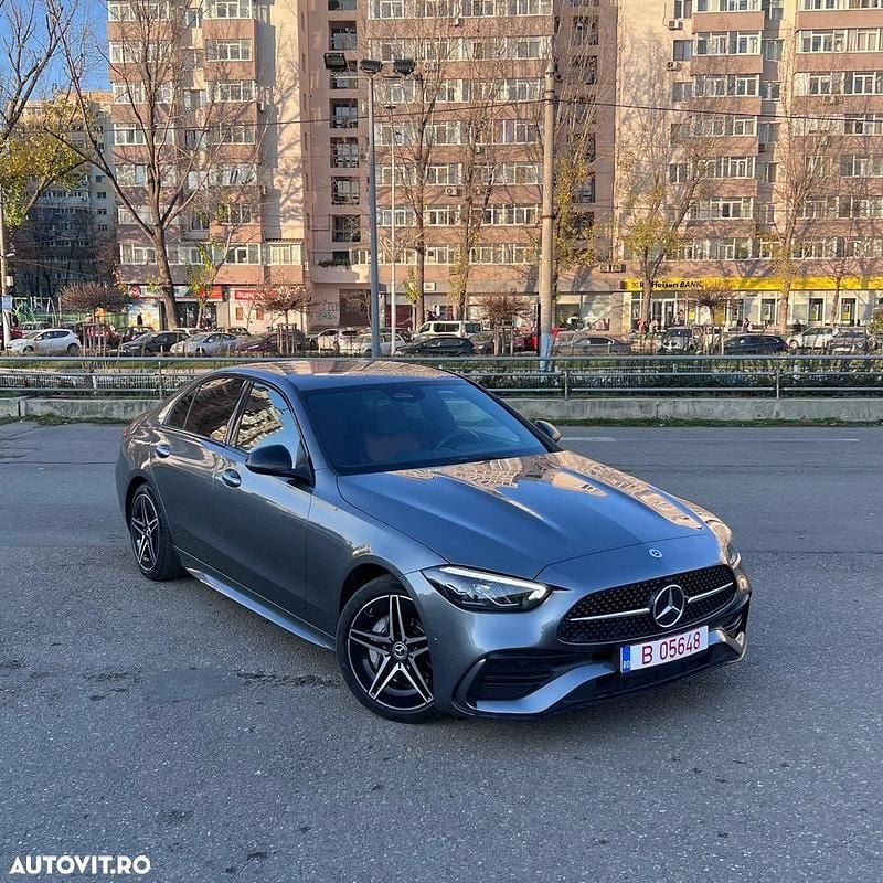 Second-hand Mercedes C220 AMG line 200 CP (147 kW) 2023 Culoareargint Berlinǎ