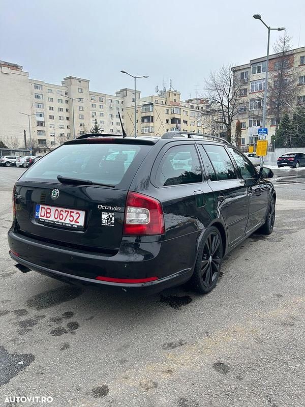 Second-hand Skoda Octavia 170 CP (125 kW) 2011 Culoarenegru Break