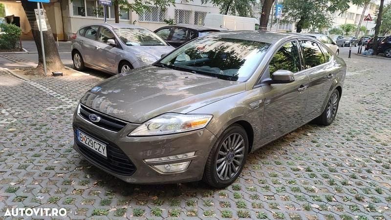 Culoareverde Utilizat 2014 Ford Mondeo Titanium Berlinǎ | 7.500 EUR (Preț bun) - Imagine 1/4