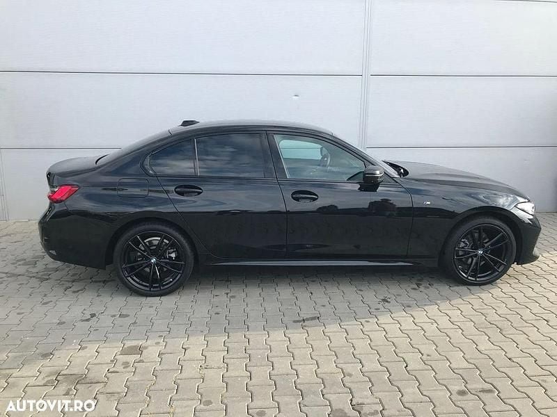 Second-hand BMW 320 Comfort Edition 190 CP (139 kW) 2023 Culoarenegru Berlinǎ