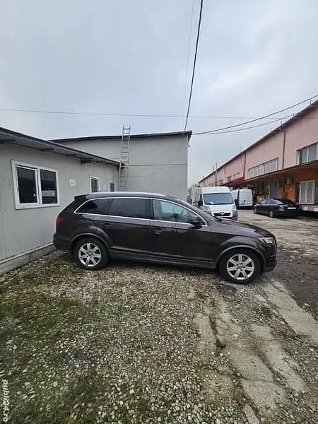 Second-hand Audi Q7 245 CP (180 kW) 2011 Maro SUV